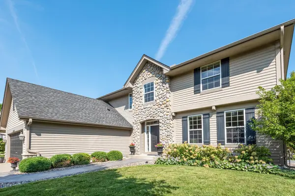 15222 Elm RD, Maple Grove, MN 55311