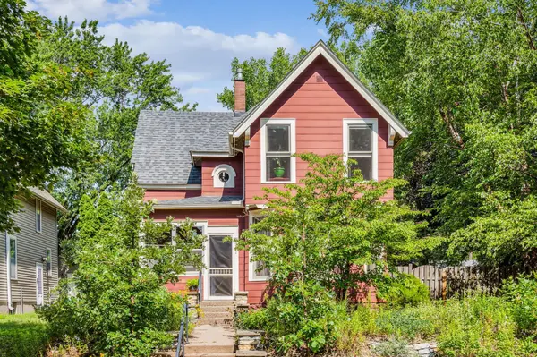 997 Bayless AVE, Saint Paul, MN 55114