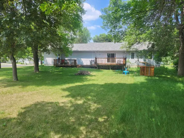 2417 21st AVE SW, Willmar, MN 56201