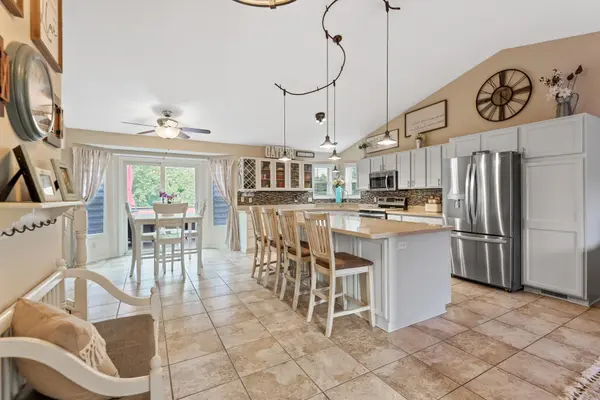 6370 Barclay AVE, Inver Grove Heights, MN 55077