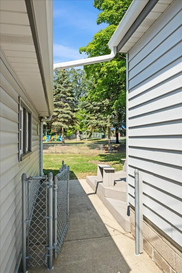 6238 James AVE S, Richfield, MN 55423