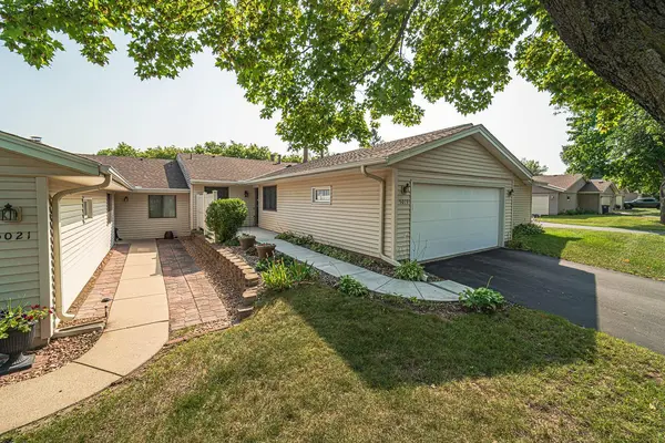 5019 147th ST W, Apple Valley, MN 55124