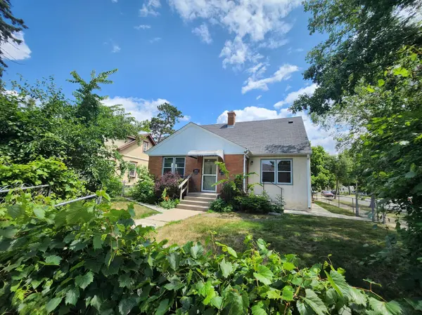 3955 41st AVE S, Minneapolis, MN 55406