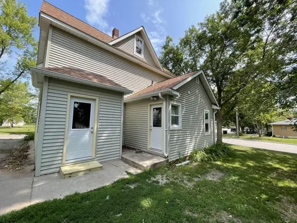 951 6th ST, Albany, MN 56307