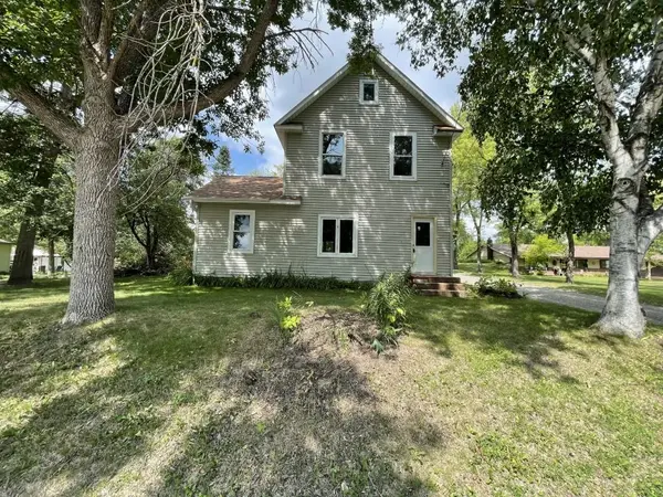 951 6th ST,  Albany,  MN 56307