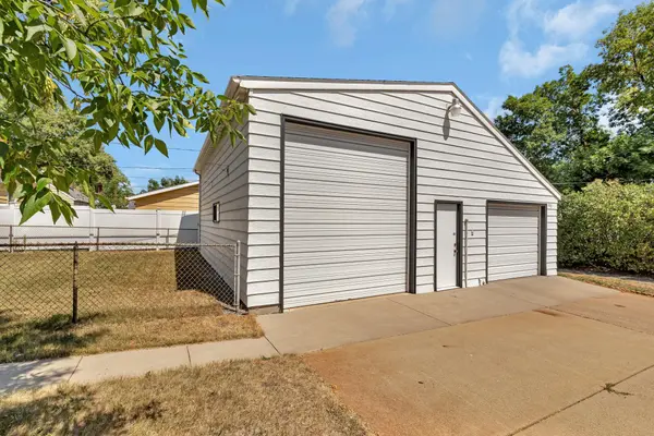 100 33rd AVE N, Saint Cloud, MN 56303