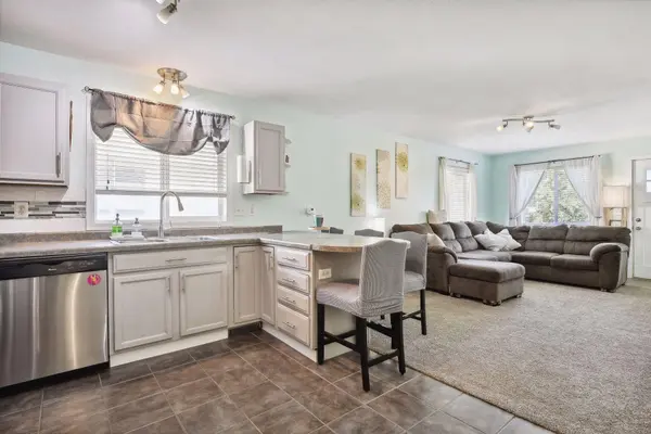 804 Juniper LN NW, Montgomery, MN 56069
