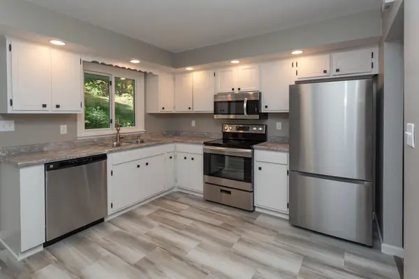 1730 Spruce DR, Red Wing, MN 55066