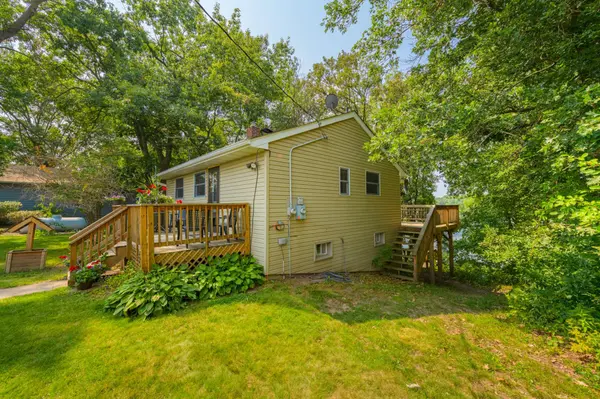 1607 Larson DR, Arthur Twp, MN 55051