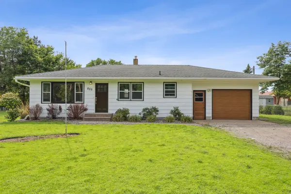 855 Spring ST,  Clearwater,  MN 55320