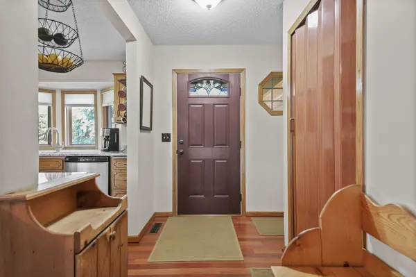 7105 Brian WAY, Centerville, MN 55038