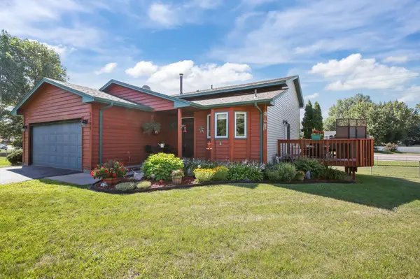 7105 Brian WAY, Centerville, MN 55038