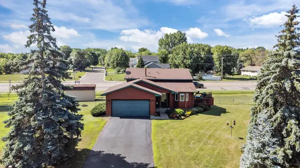 7105 Brian WAY, Centerville, MN 55038
