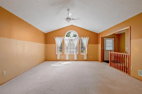 225 Bluff DR, Somerset, WI 54025