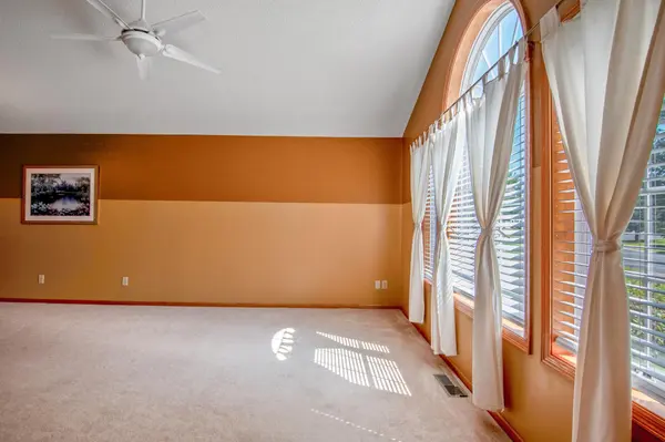 225 Bluff DR, Somerset, WI 54025