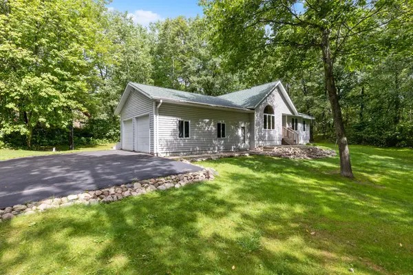 1438 Little John RD, Lake Shore, MN 56468