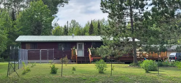 7712 Riise RD,  Buyck,  MN 55771