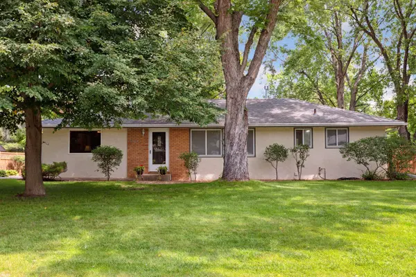 12347 Gladiola ST NW,  Coon Rapids,  MN 55433