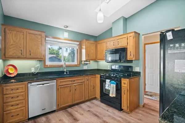 15620 Bryant AVE S, Burnsville, MN 55306