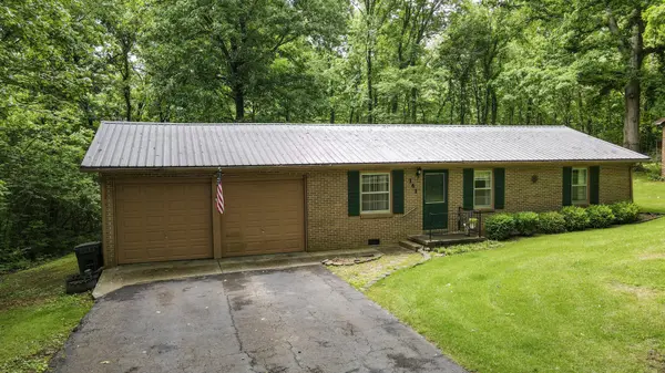 141 County Rd 513, Etowah, TN 37331