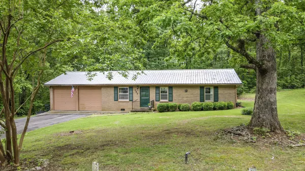 141 County Rd 513, Etowah, TN 37331