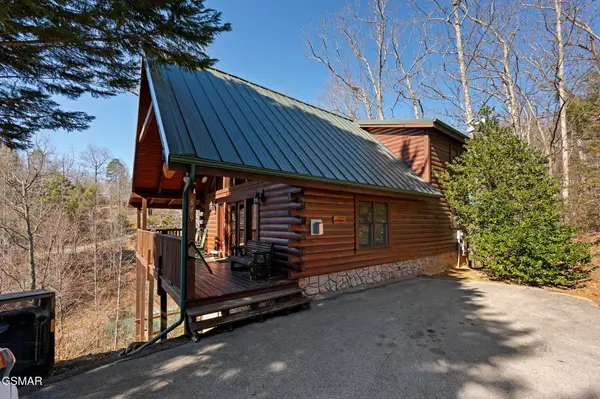 649 Cub Path Way,  Gatlinburg,  TN 37738