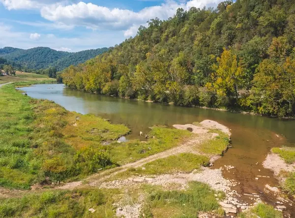 215 Ed Hollow Road, Eidson, TN 37731
