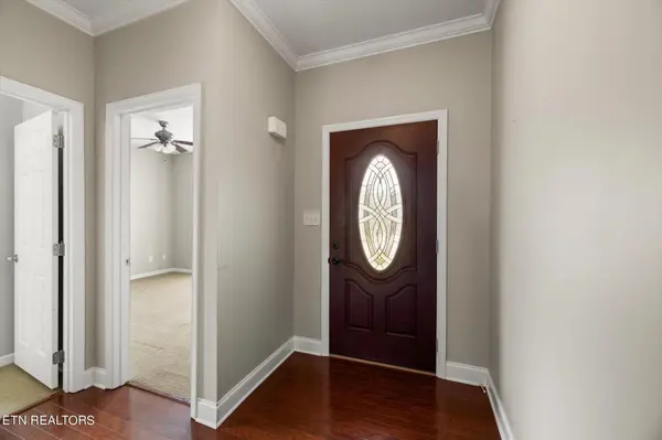1202 Crestway Drive, Athens, TN 37303