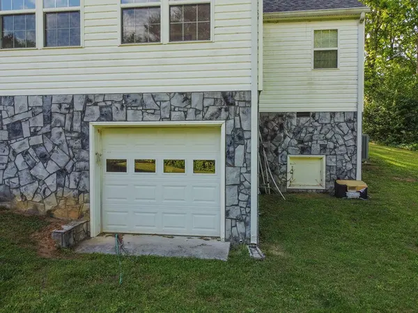 167 County Road 892, Etowah, TN 37331