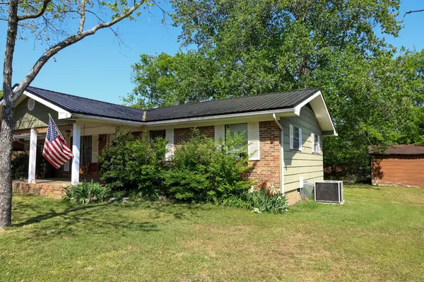 549 Pinewood Circle, Fort Oglethorpe, GA 30742