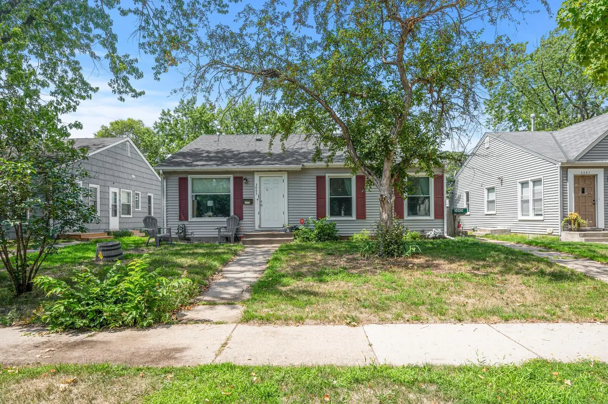 3843 Quail AVE N, Robbinsdale, MN 55422