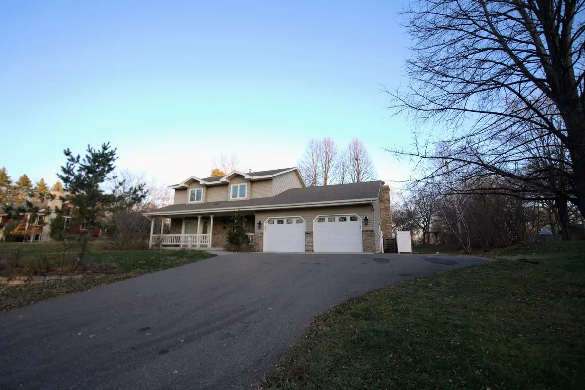 1905 Vernon DR S, Minnetonka, MN 55305
