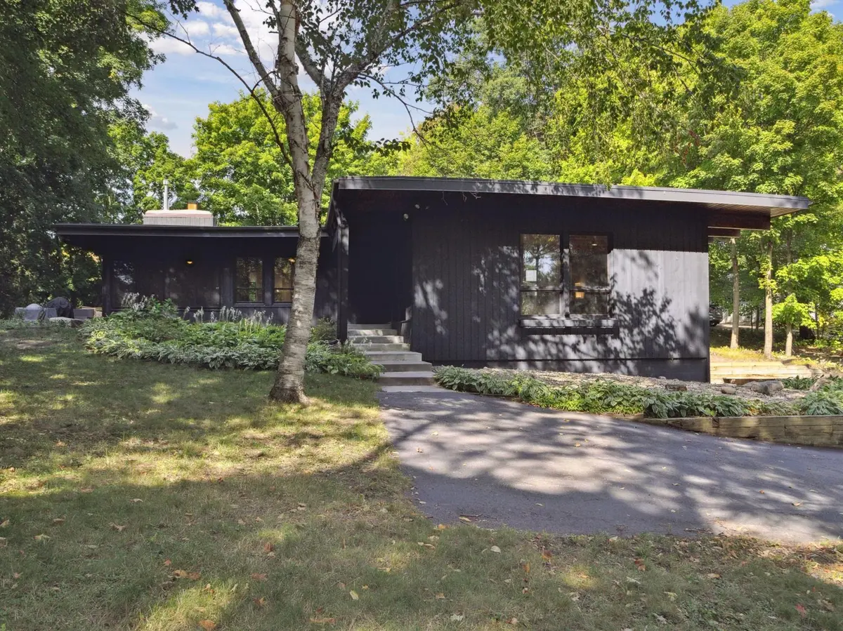 4508 Sparrow RD, Minnetonka, MN 55345