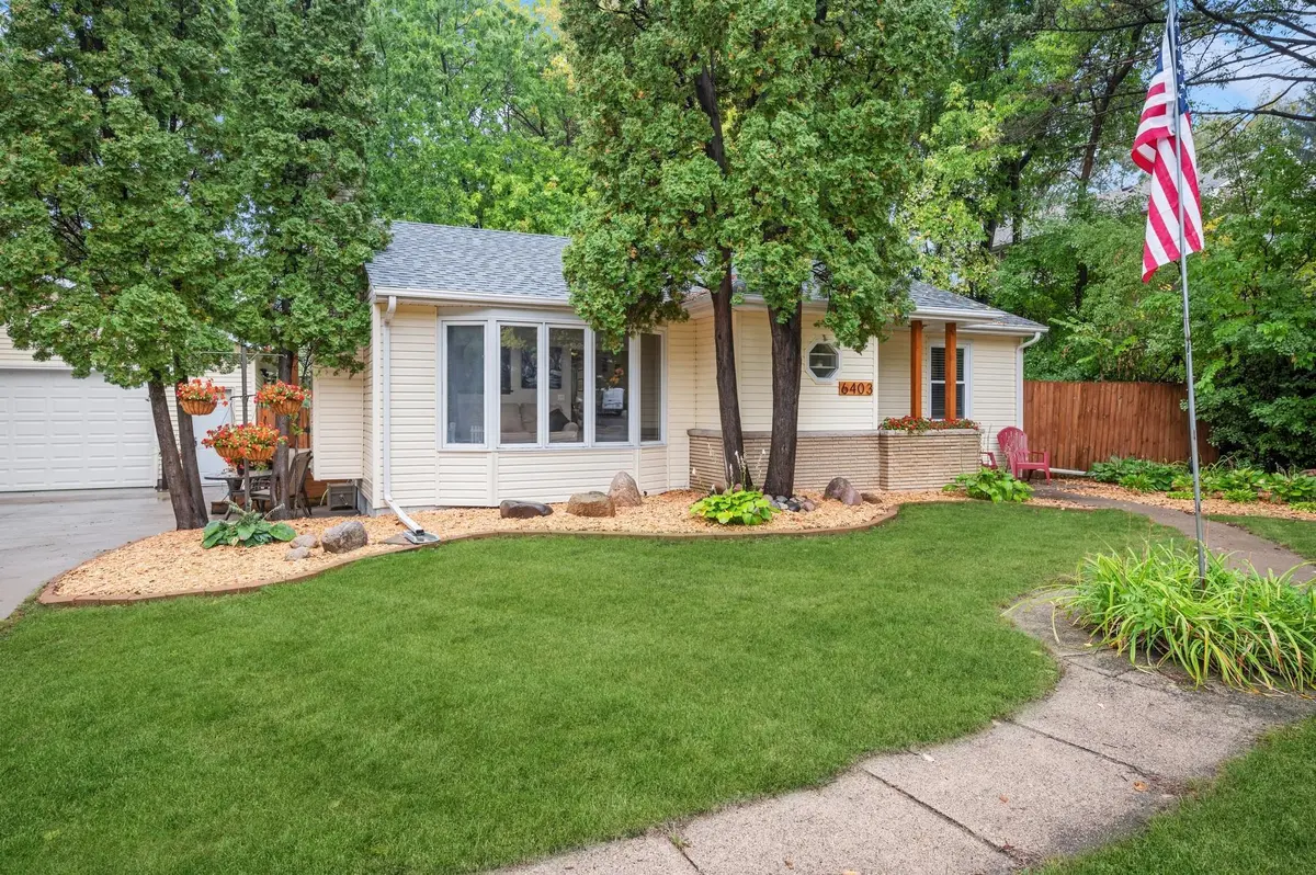 6403 36th AVE N, Crystal, MN 55427