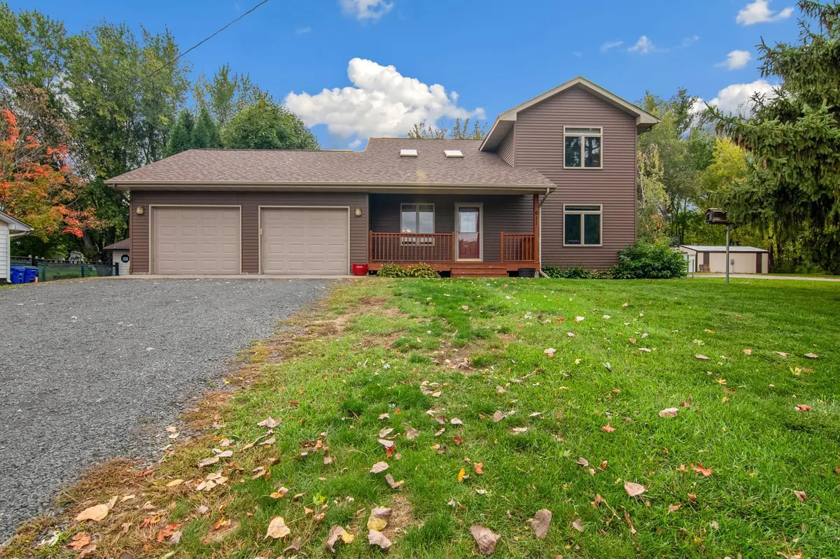 611 Spring ST, Somerset, WI 54025