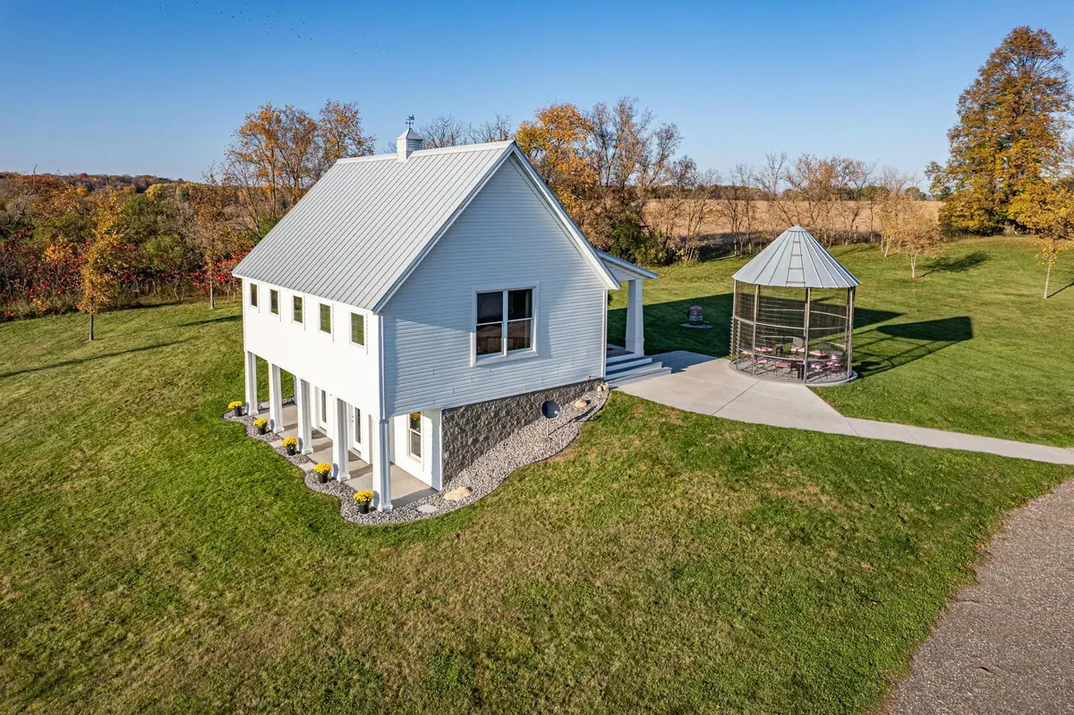 37687 Reed AVE, Amador Twp, MN 55084