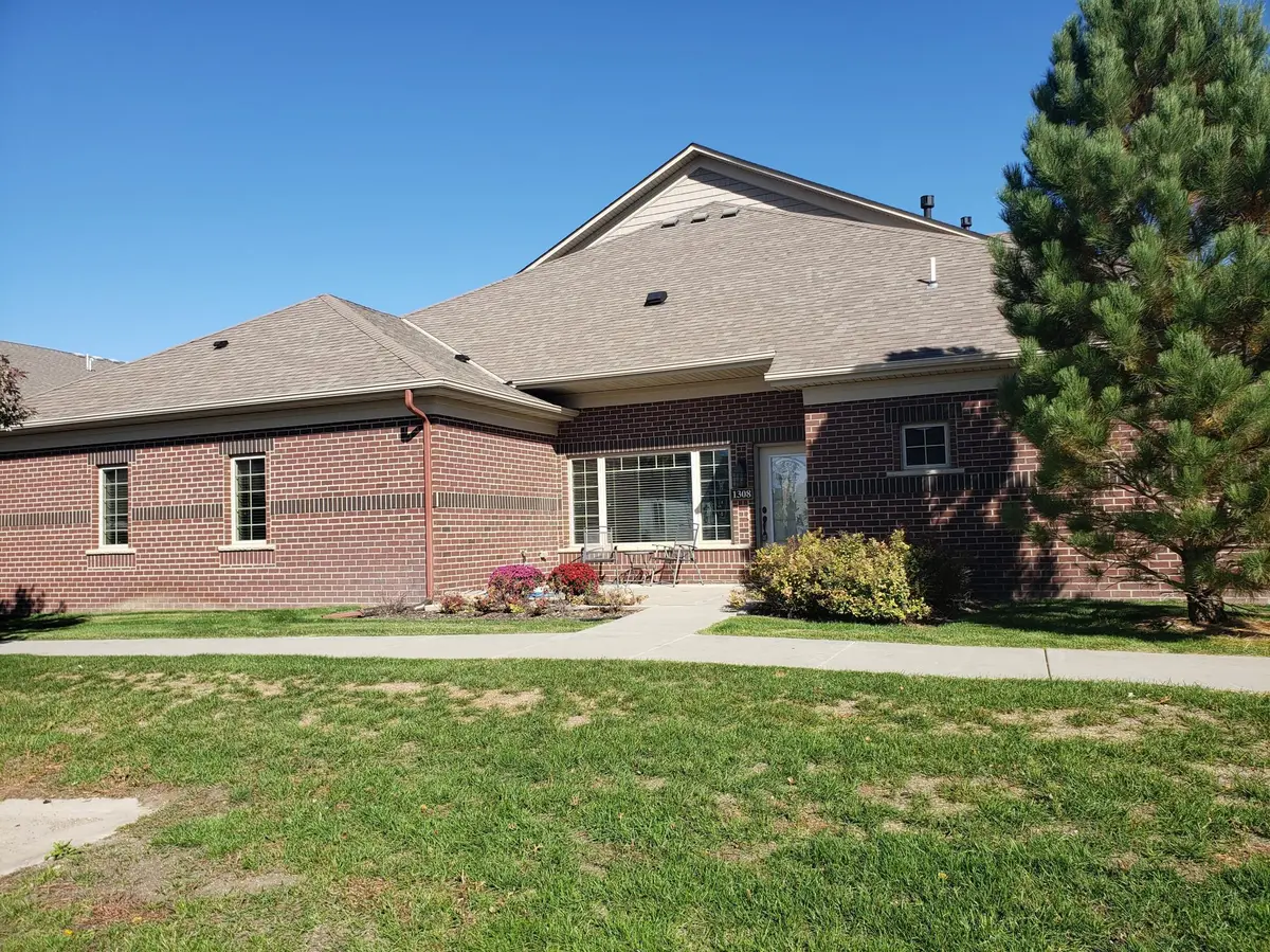 1308 Naples AVE, Cologne, MN 55322