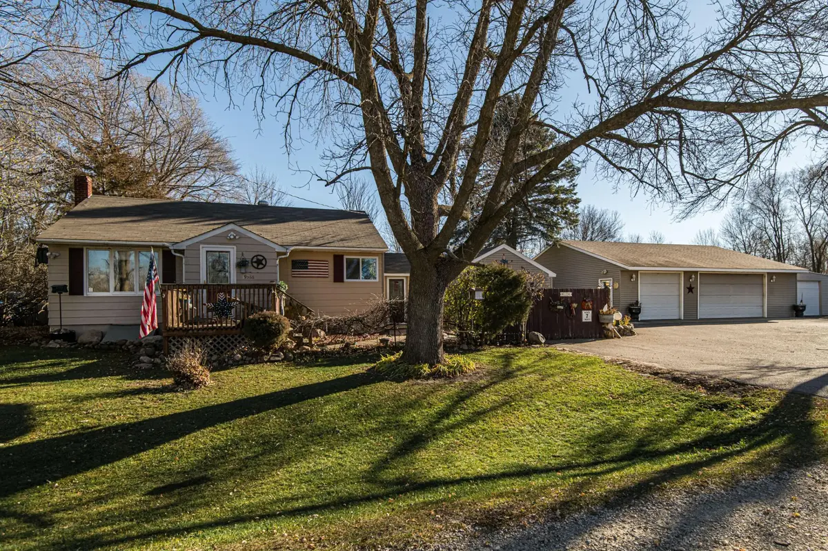 19366 546th AVE, Austin Twp, MN 55912