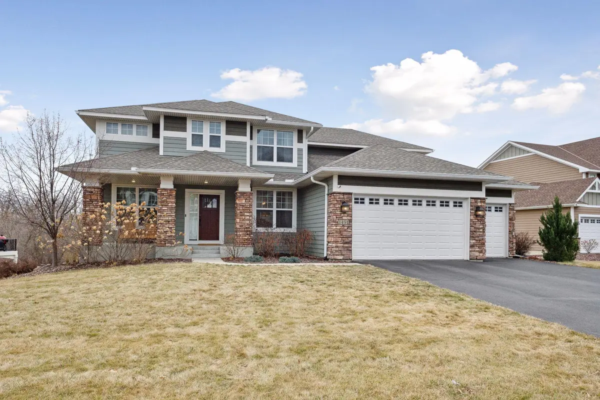 1491 Camden Ridge DR, Chanhassen, MN 55317