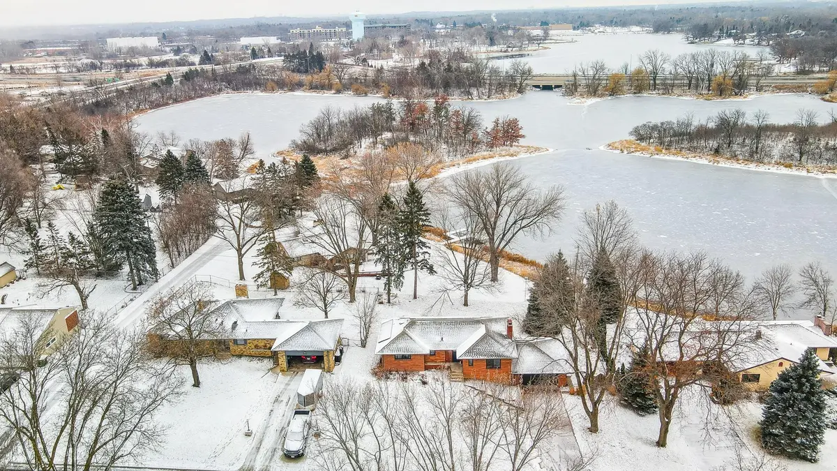 782 Randy AVE, Shoreview, MN 55126