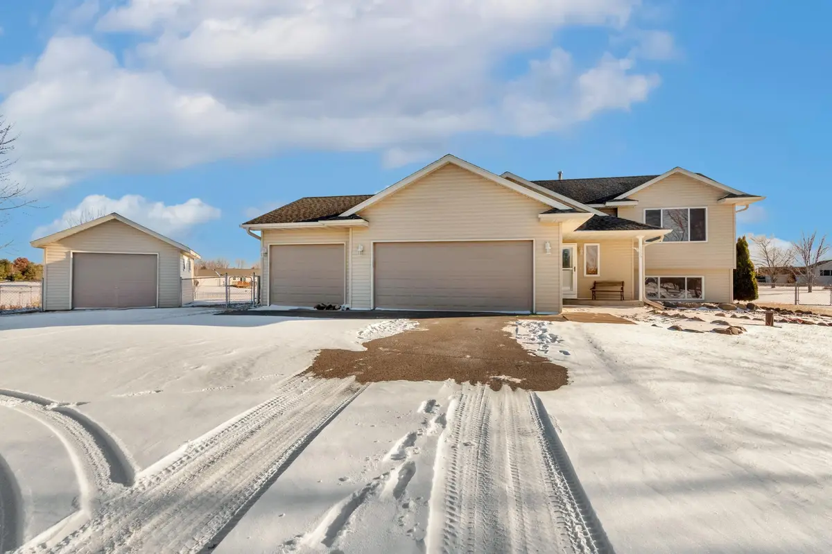 1339 216th AVE, New Richmond, WI 54017