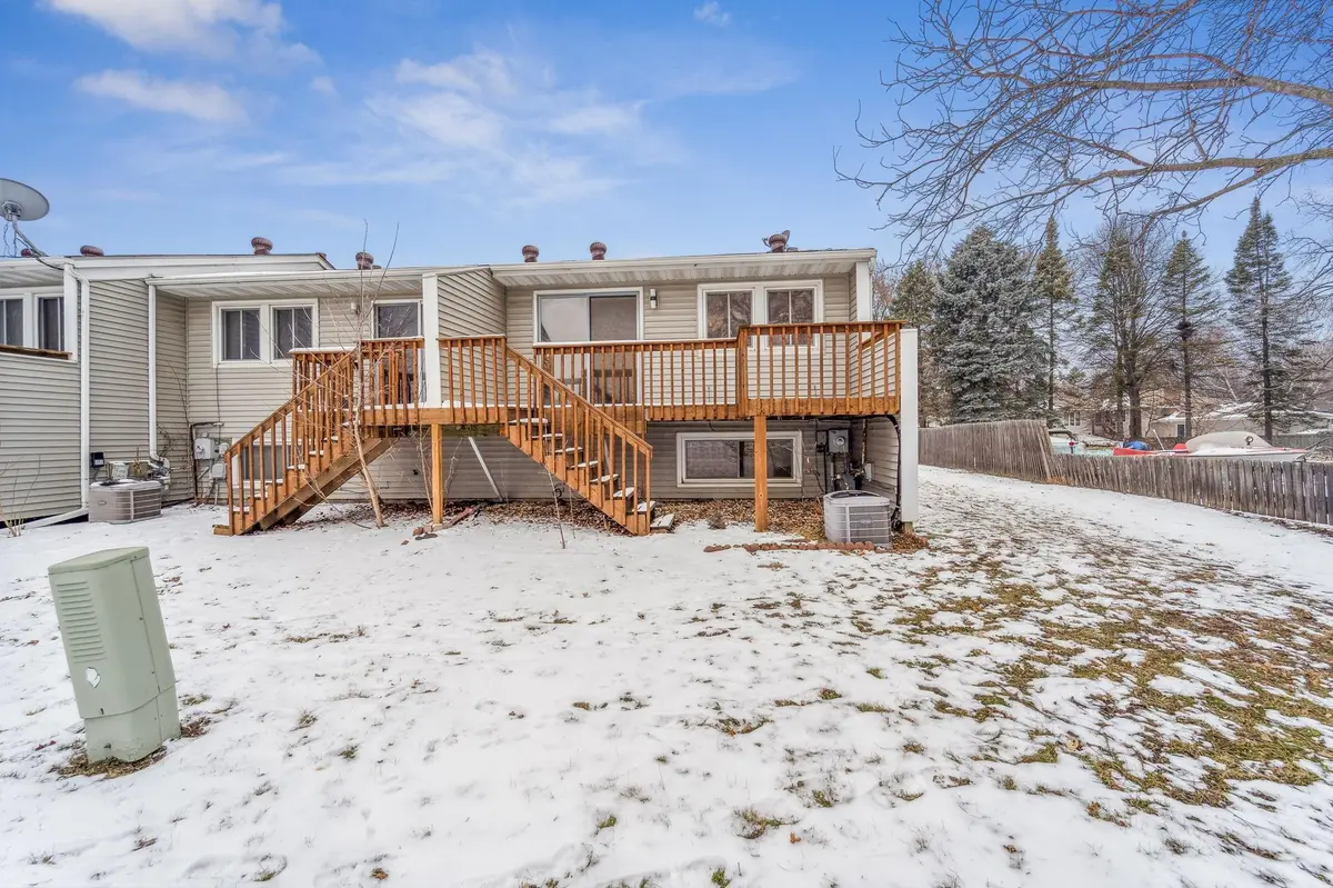 7033 146th Street CT, Apple Valley, MN 55124
