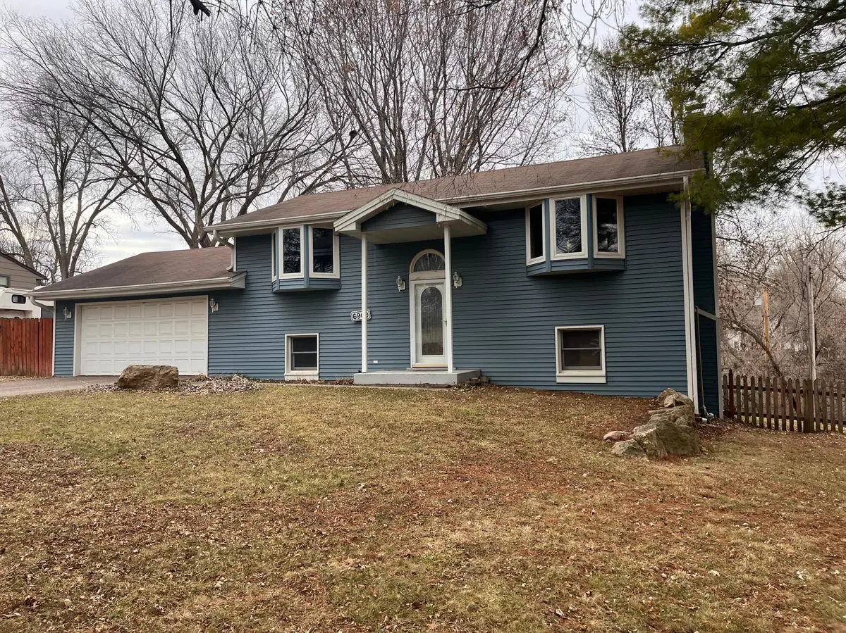 6960 Ticonderoga TRL, Eden Prairie, MN 55346