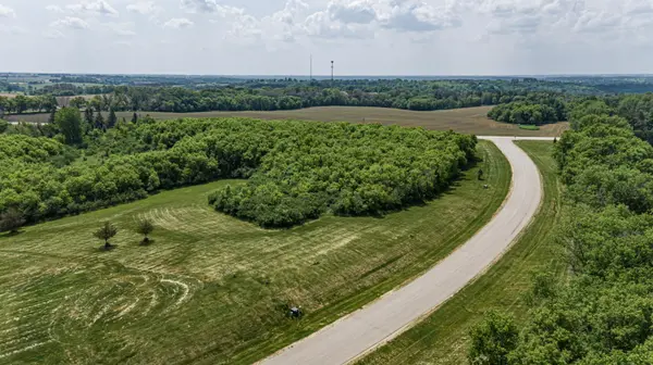 2804 Serenity LN NE, Rochester, MN 55906