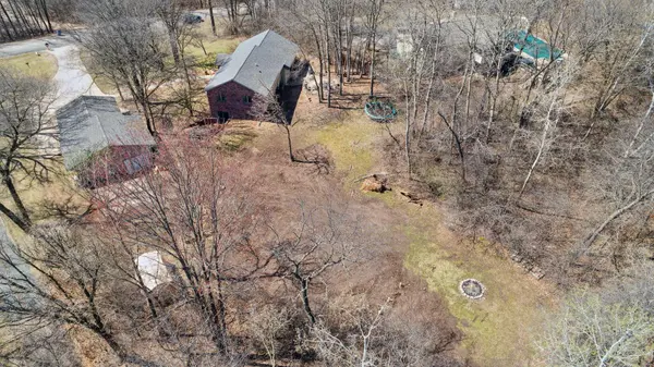 576 Burr Oak LN, Hudson, WI 54016