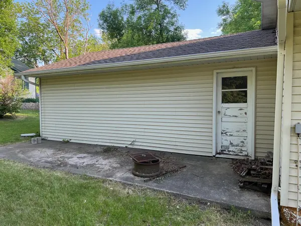 107 4th ST E, Brandon, MN 56315