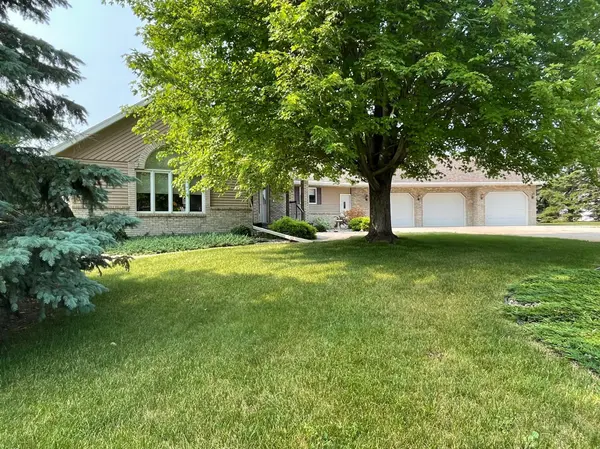 1500 Mc Auliffe PL NW, Alexandria Twp, MN 56308