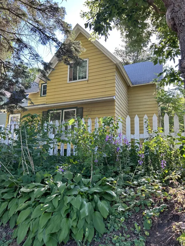 204 N Broadway, Pelican Rapids, MN 56572