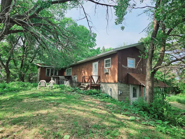 1885 Highway 75,  Hamlin Twp,  MN 56256