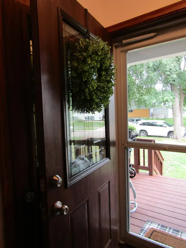 533 N 6th ST, Montevideo, MN 56265